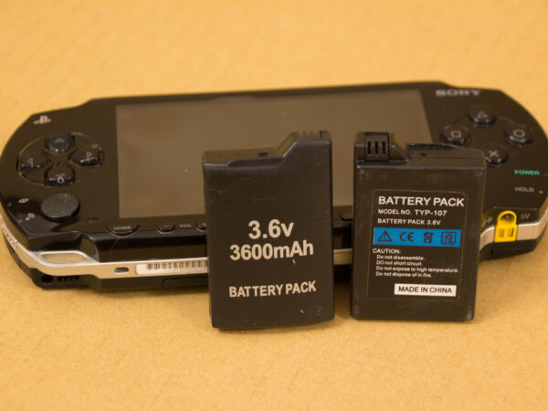 PSP-1004K oraz baterie PSP-110