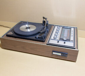 Gramofon Electrophonic